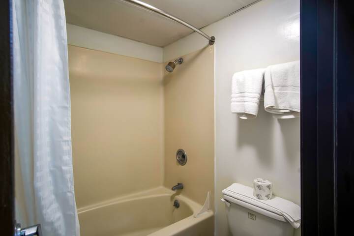 Room 38 of 57