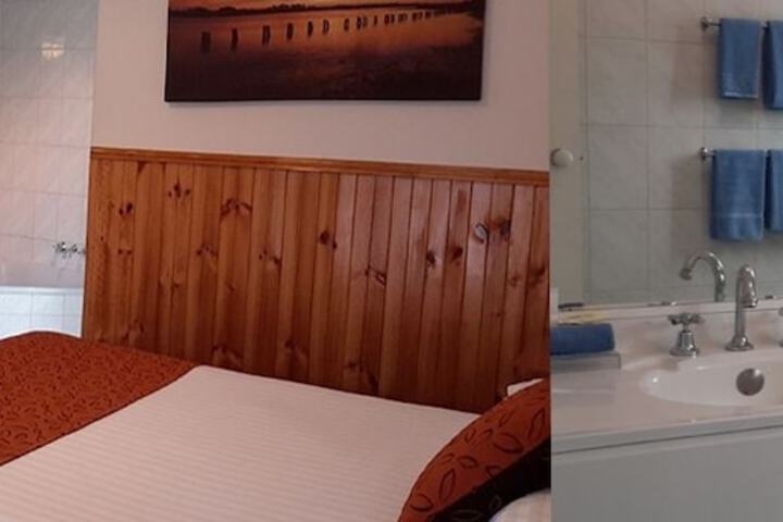 Room 9 of 47