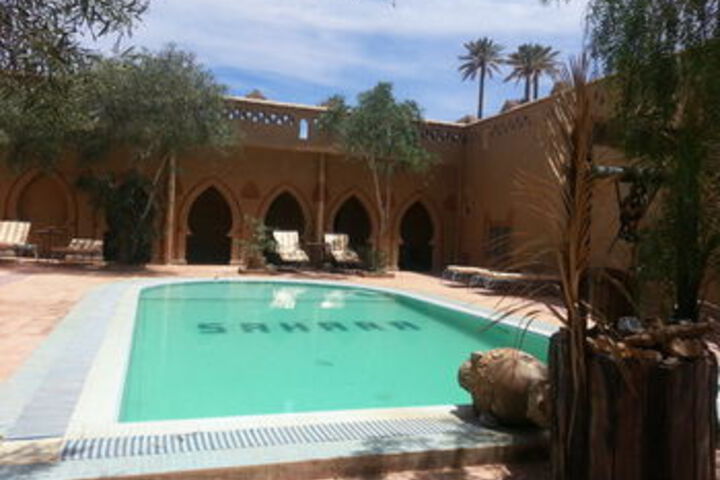 Hotel Pool