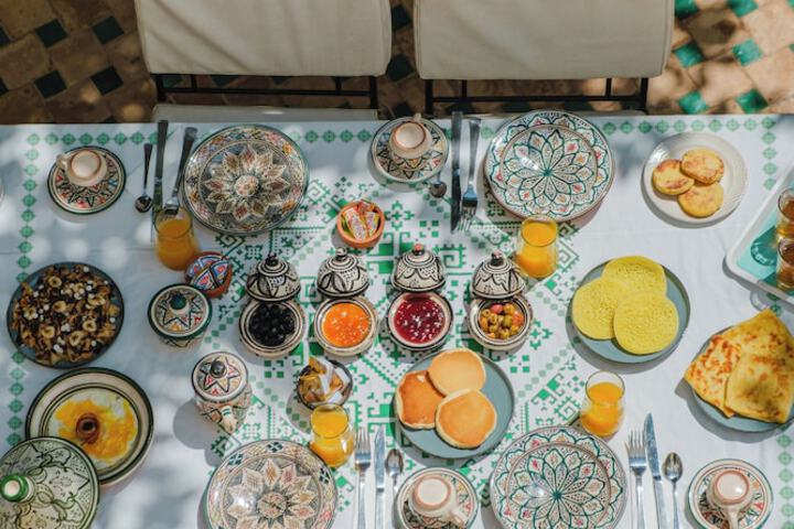 Dining 80 of 95