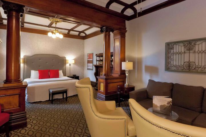 Room 29 of 75