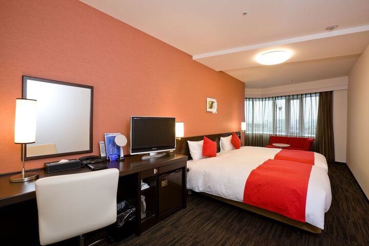 Room 9 of 54