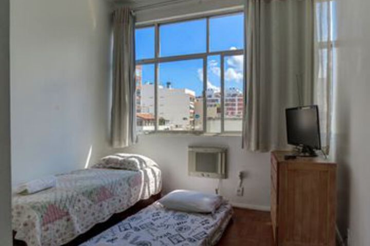 Room 8 of 22
