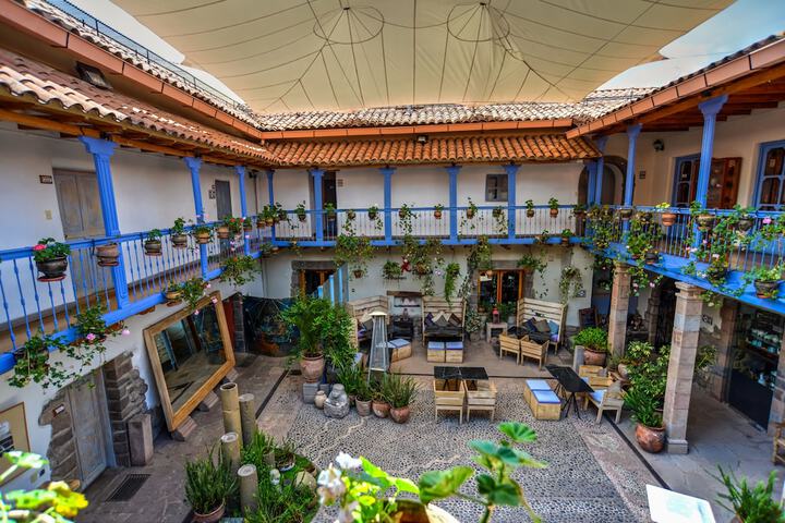 Hotel Exterior 143 of 163