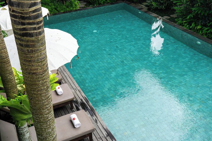Pool 82 of 106