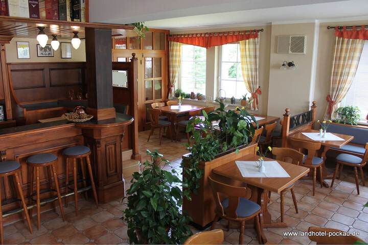 Dining Photos