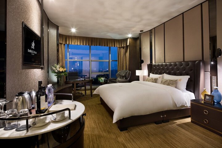 Room 19 of 63