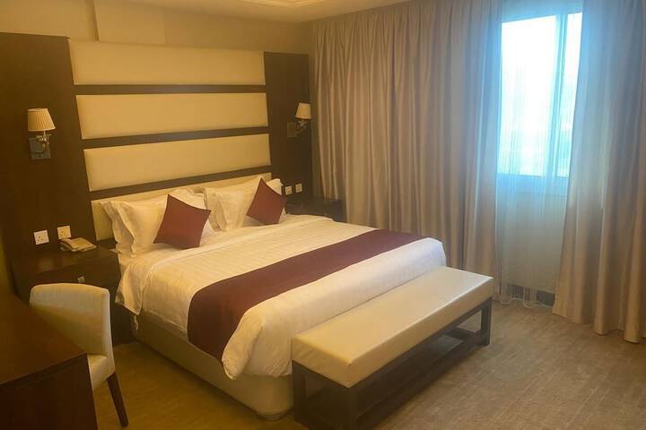 Room 16 of 34