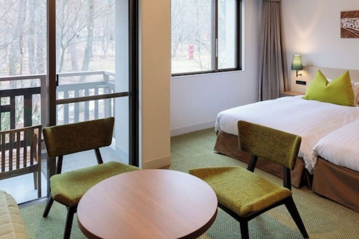 Room 21 of 62