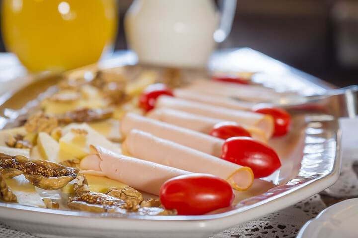 Breakfast/Coffee Service 409 of 446
