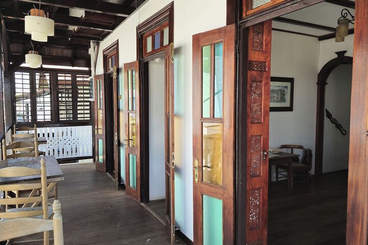 Room 17 of 120