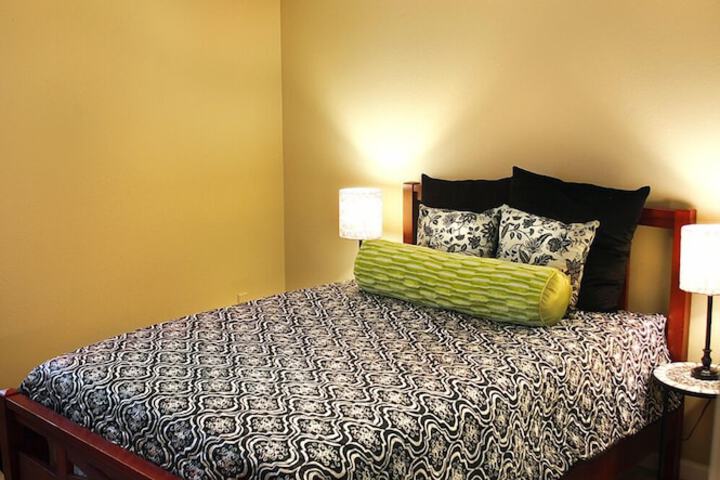 Room 6 of 22