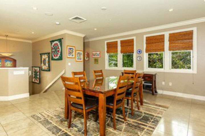 Dining 84 of 278