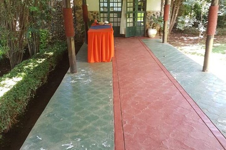 Ballroom/Hall 27 of 43