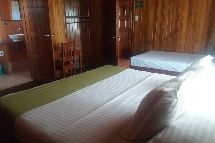 Room 8 of 24