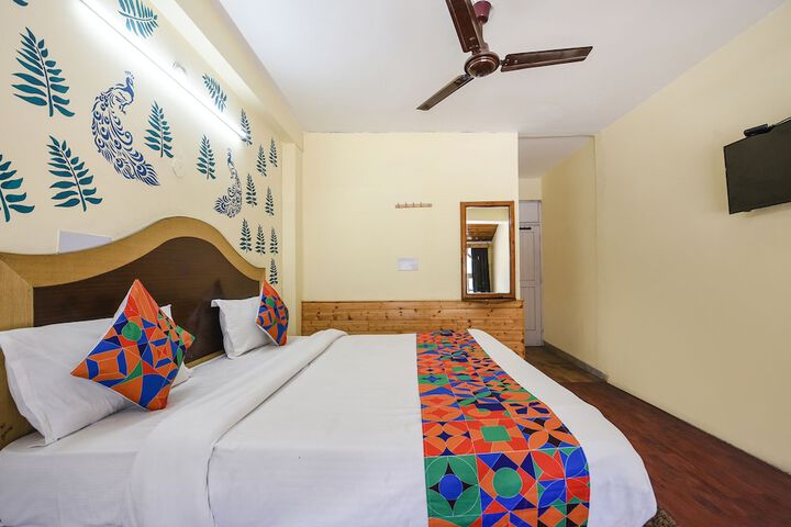 Room 15 of 29