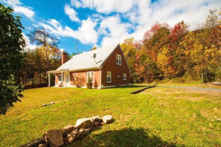 Hill_top_hideaway
