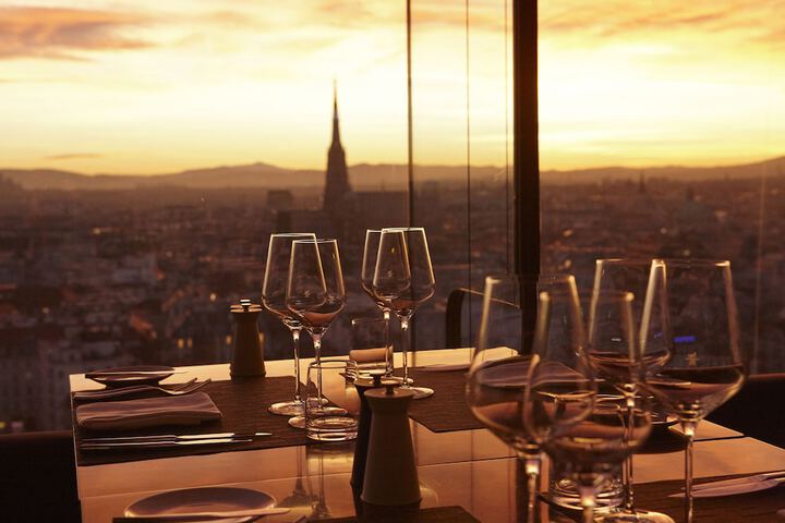 Dining 124 of 193