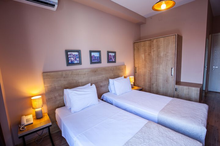 Room 22 of 59