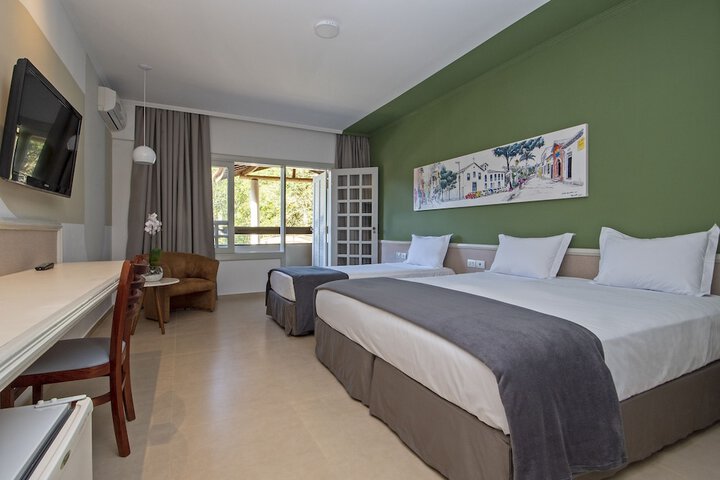 Room 10 of 125