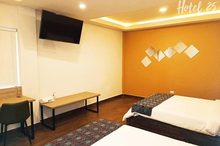 Room 18 of 37