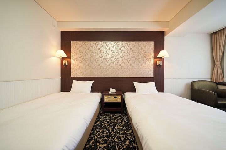 Room 20 of 152