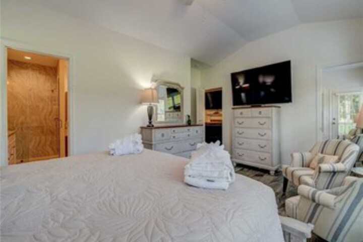 Room 37 of 41