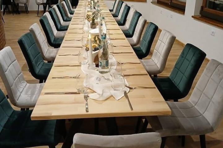 Dining 138 of 184