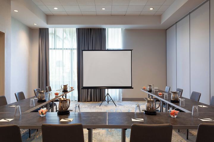 Meeting facility