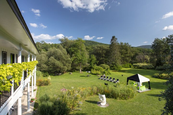 Hotel Exterior 289 of 296