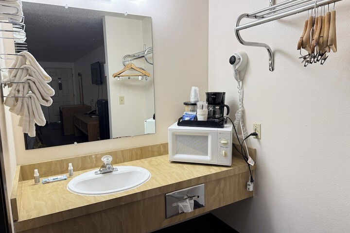 Room 50 of 90