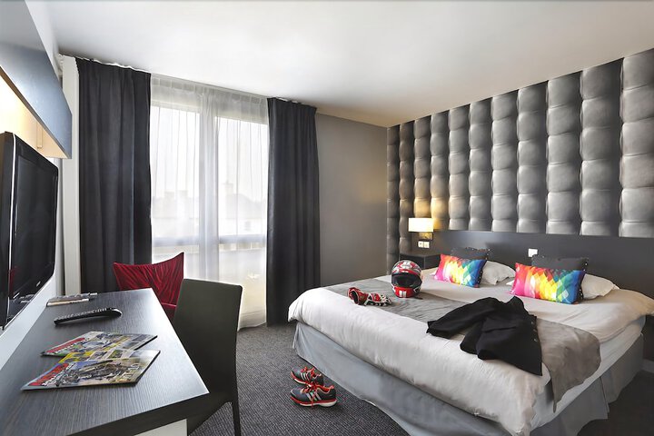 Room 17 of 46
