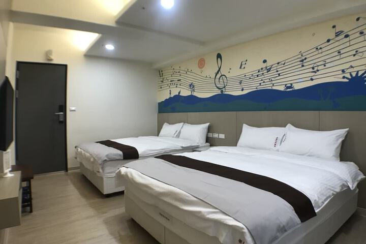 Room 7 of 49