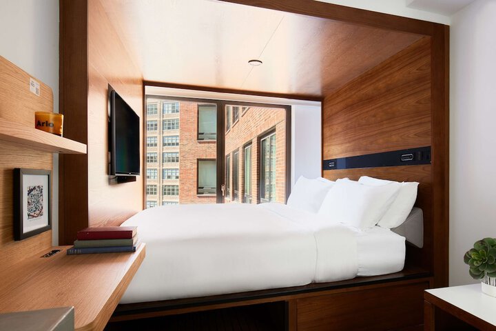 1 King Bed (22 of 33)