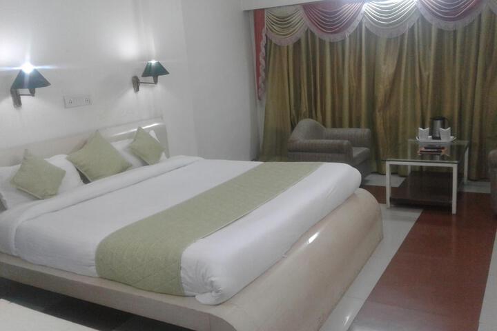 Room 6 of 6