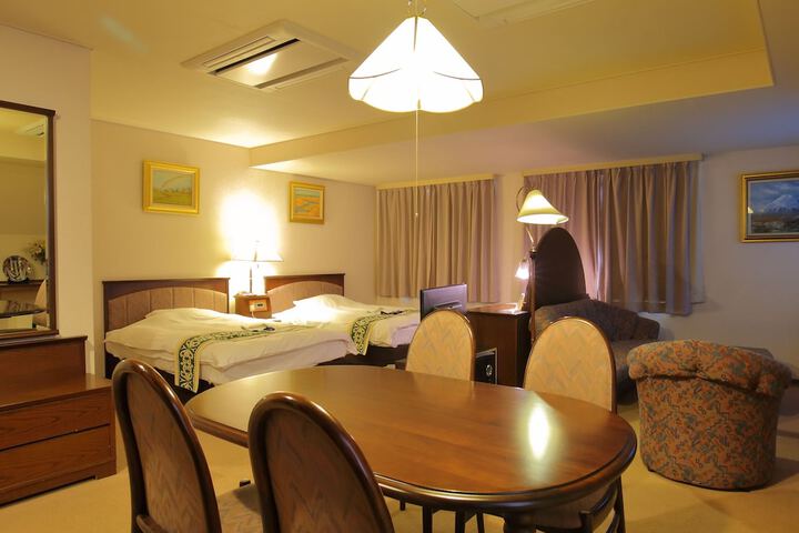 Room 9 of 56