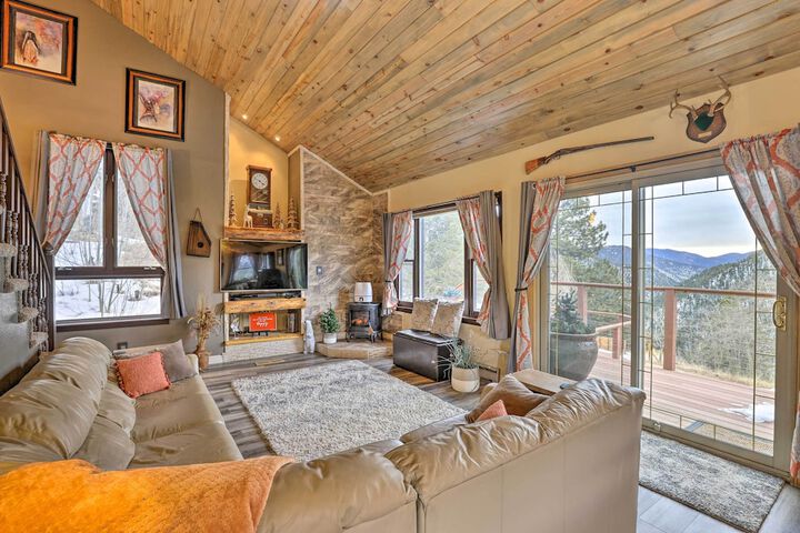 Private Sauna & Mtn Views: Idaho Springs Gem