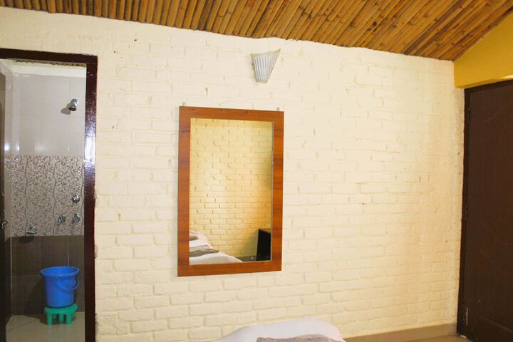 Room 16 of 70
