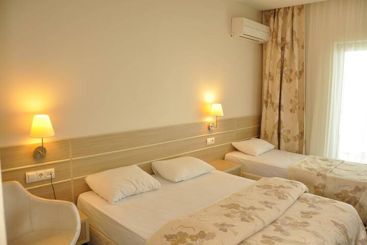 Room 10 of 10