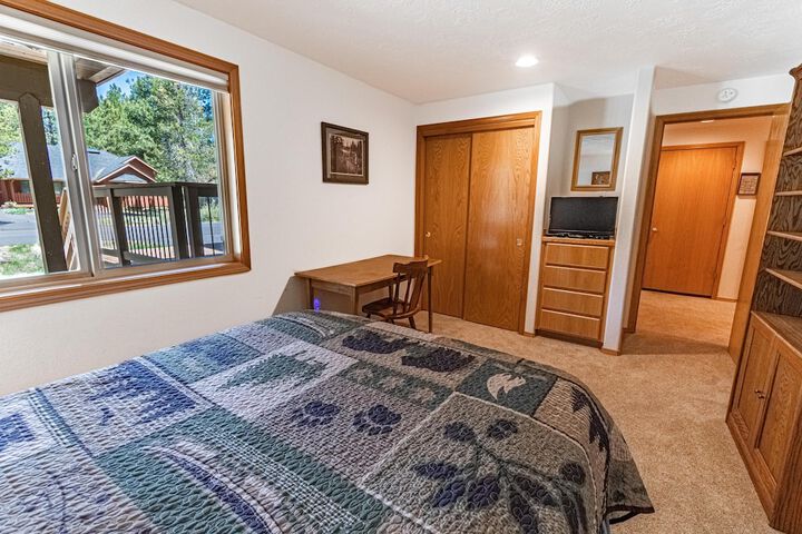 Room 15 of 128
