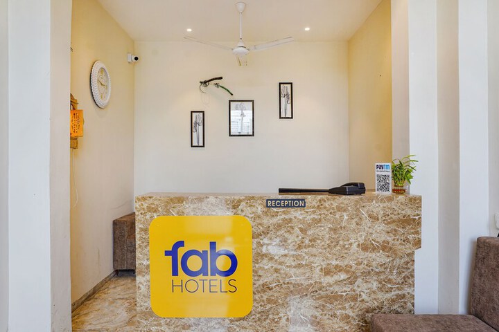 Hotel Interior 7 of 28
