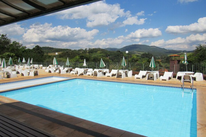 Pool 19 of 60