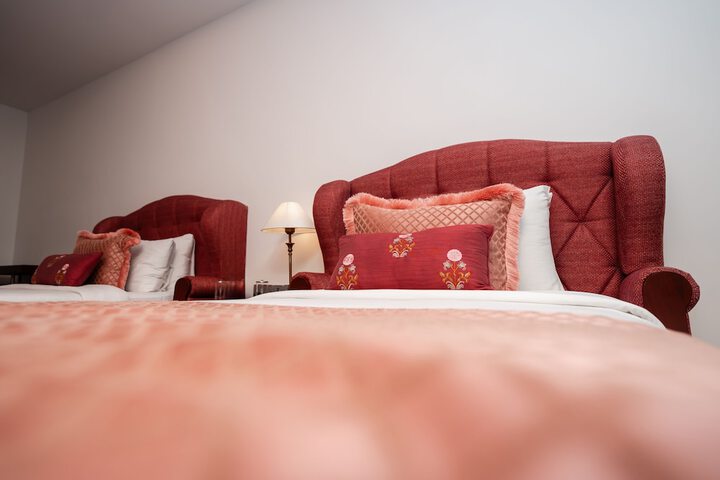 Room 34 of 115