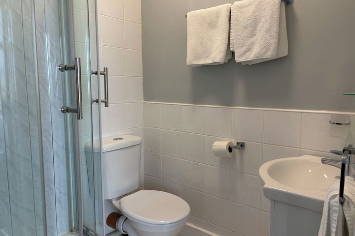 Room 34 of 48