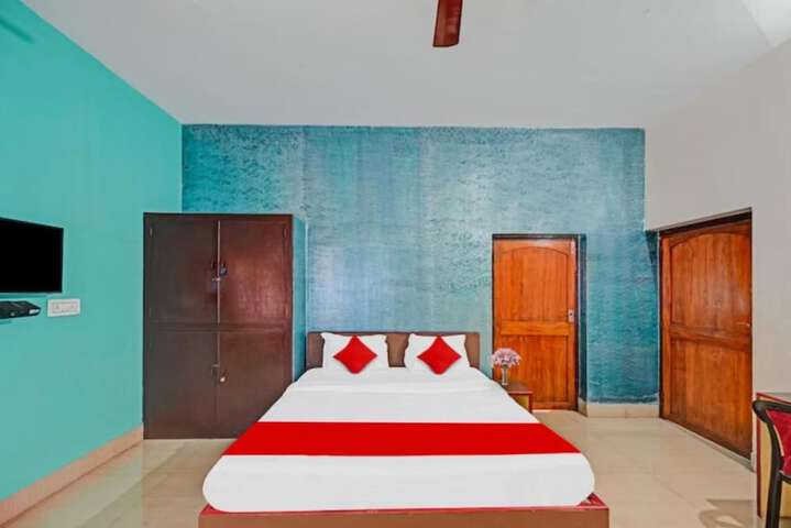 Room 2 of 13