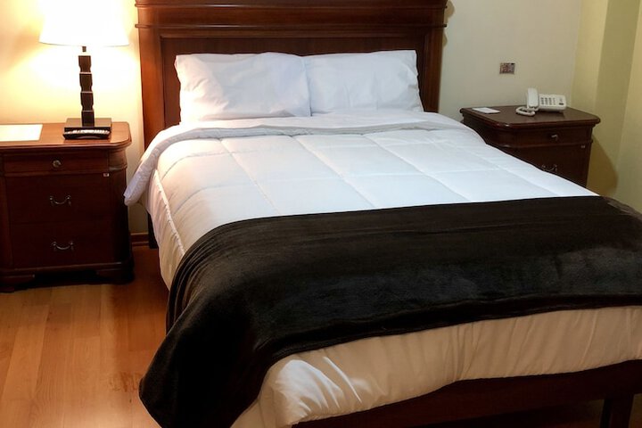 Room 9 of 31