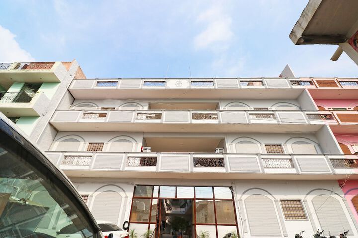 Hotel 5 of 13