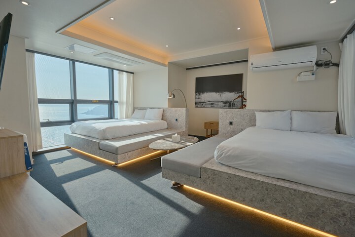 Room 26 of 224