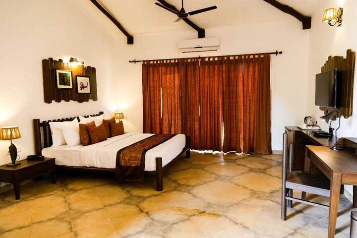 Room 2 of 22