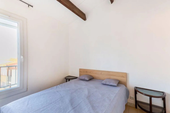 Room 5 of 15